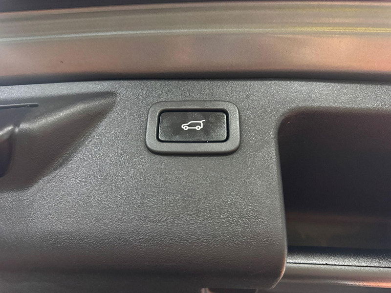 Land Rover Discovery Sport 2.2 SD4 HSE Auto 4WD Euro 5 (s/s) 5dr 5dr Automatic 2025