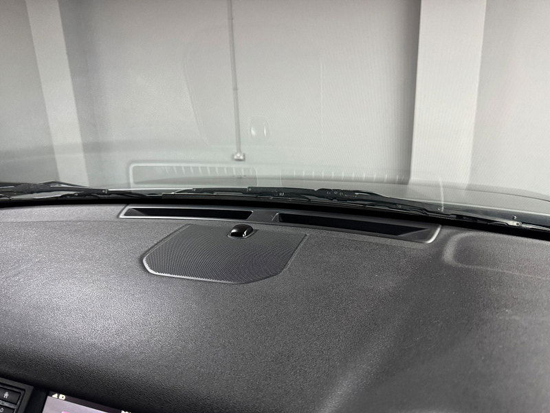 Land Rover Discovery Sport 2.2 SD4 HSE Auto 4WD Euro 5 (s/s) 5dr 5dr Automatic 2025