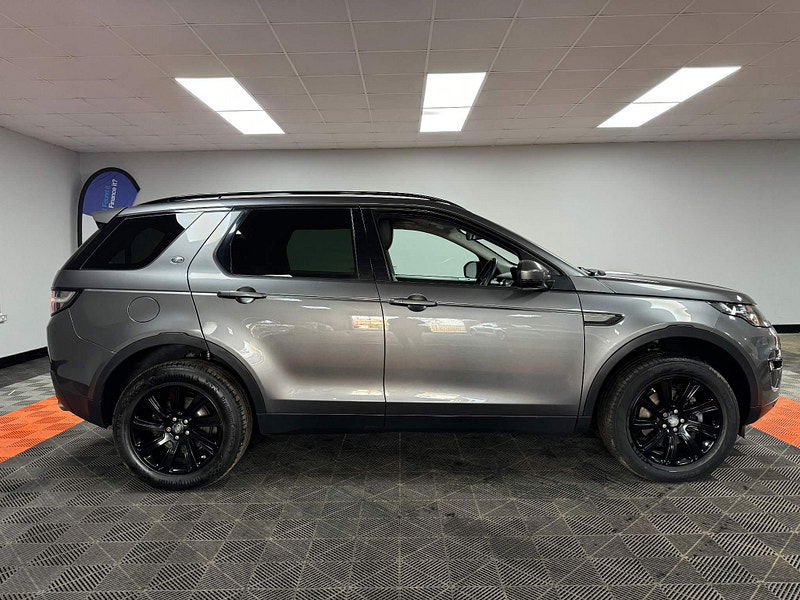 Land Rover Discovery Sport 2.2 SD4 SE Tech 4WD Euro 5 (s/s) 5dr 5dr Manual 2024