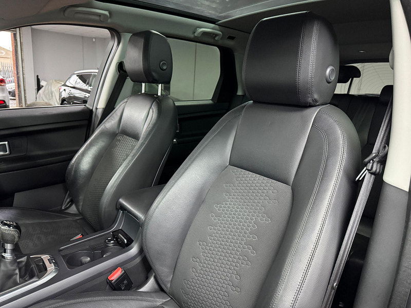 Land Rover Discovery Sport 2.2 SD4 SE Tech 4WD Euro 5 (s/s) 5dr 5dr Manual 2025