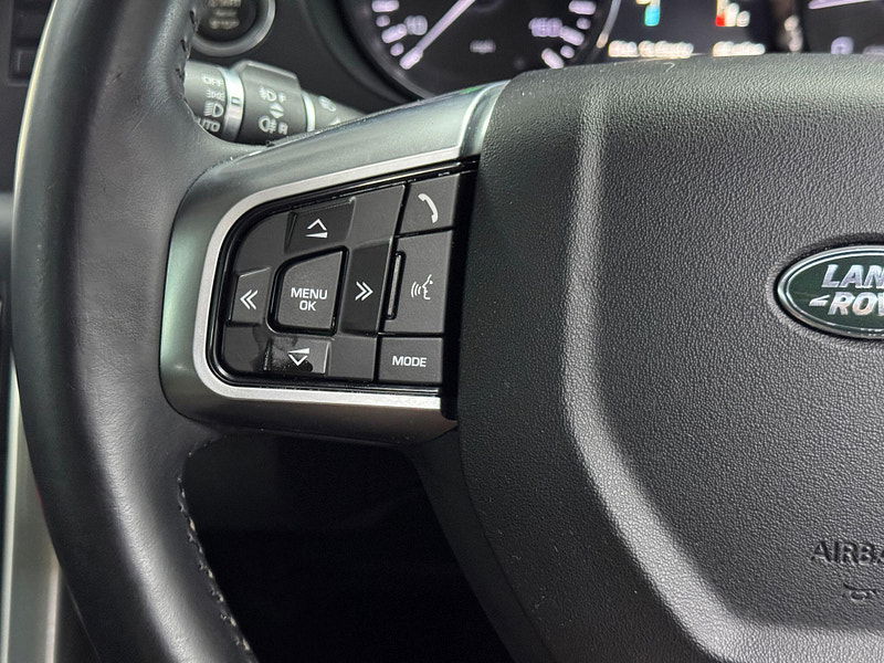 Land Rover Discovery Sport 2.2 SD4 SE Tech 4WD Euro 5 (s/s) 5dr 5dr Manual 2025