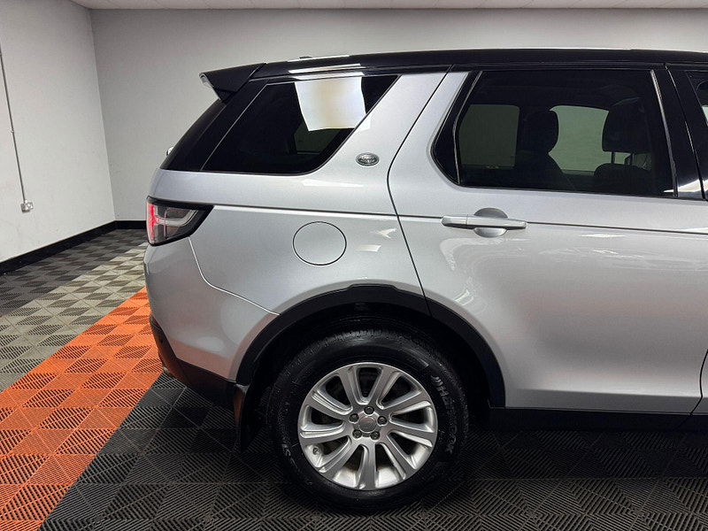 Land Rover Discovery Sport 2.2 SD4 SE Tech 4WD Euro 5 (s/s) 5dr 5dr Manual 2025