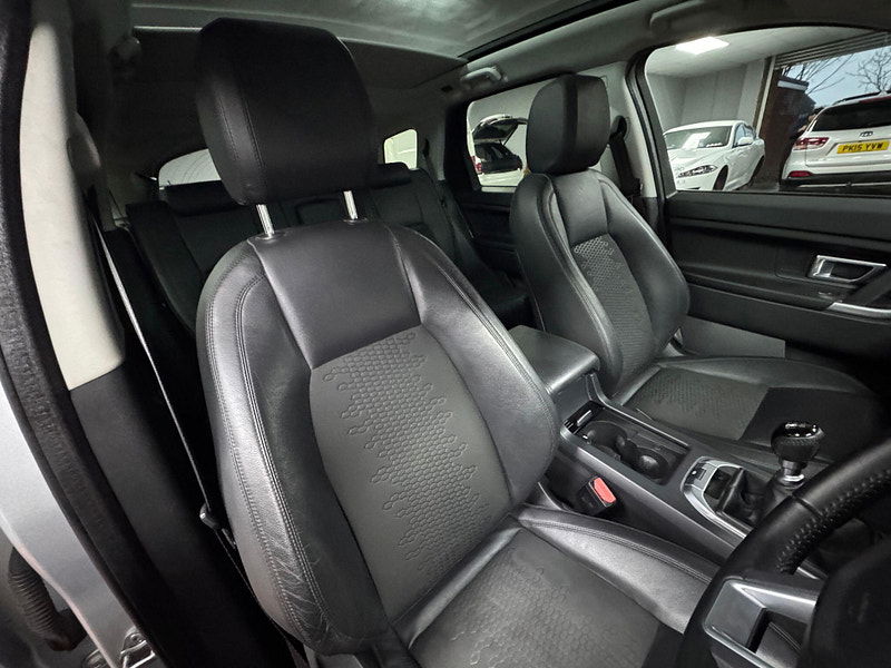 Land Rover Discovery Sport 2.2 SD4 SE Tech 4WD Euro 5 (s/s) 5dr 5dr Manual 2025