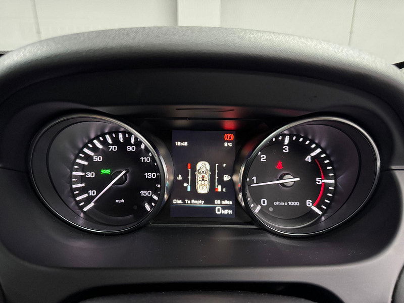 Land Rover Discovery Sport 2.2 SD4 SE Tech 4WD Euro 5 (s/s) 5dr 5dr Manual 2025