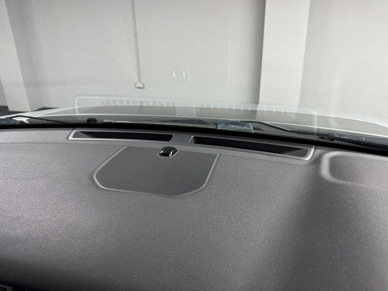 Land Rover Discovery Sport 2.2 SD4 SE Tech 4WD Euro 5 (s/s) 5dr 5dr Manual 2025