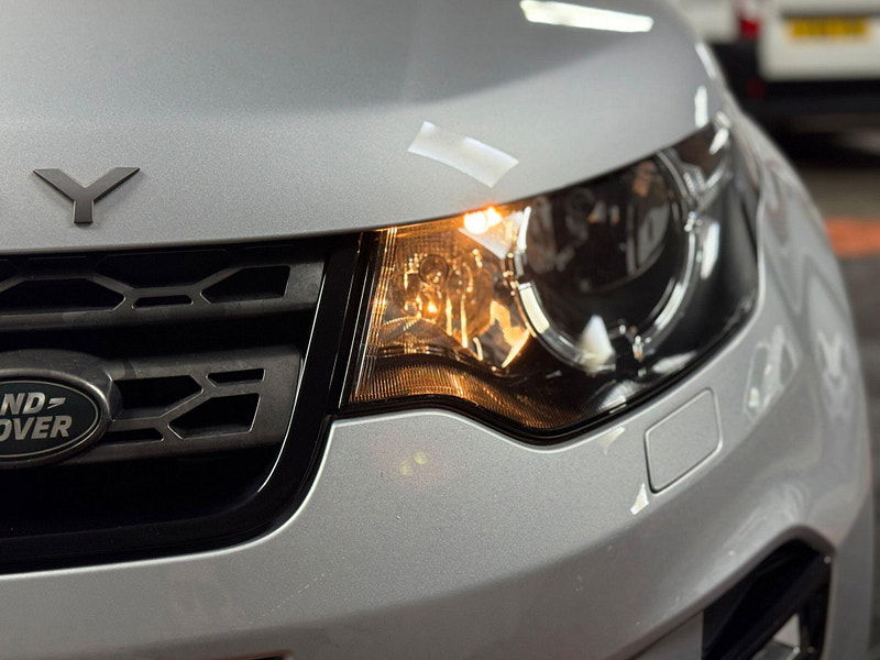 Land Rover Discovery Sport 2.2 SD4 SE Tech 4WD Euro 5 (s/s) 5dr 5dr Manual 2025