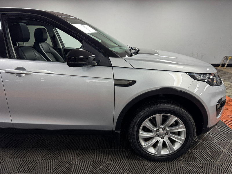 Land Rover Discovery Sport 2.2 SD4 SE Tech 4WD Euro 5 (s/s) 5dr 5dr Manual 2025