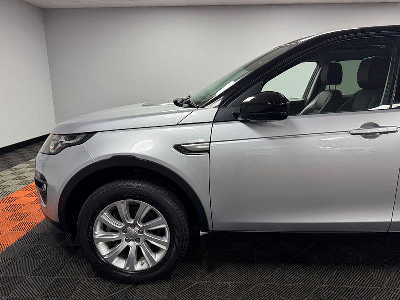 Land Rover Discovery Sport 2.2 SD4 SE Tech 4WD Euro 5 (s/s) 5dr 5dr Manual 2025