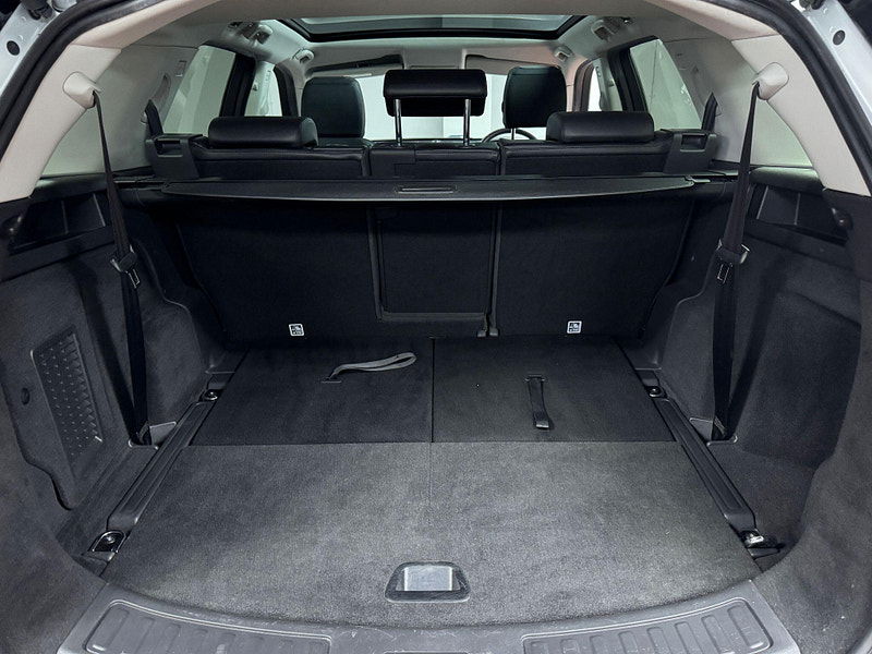 Land Rover Discovery Sport 2.2 SD4 SE Tech 4WD Euro 5 (s/s) 5dr 5dr Manual 2025