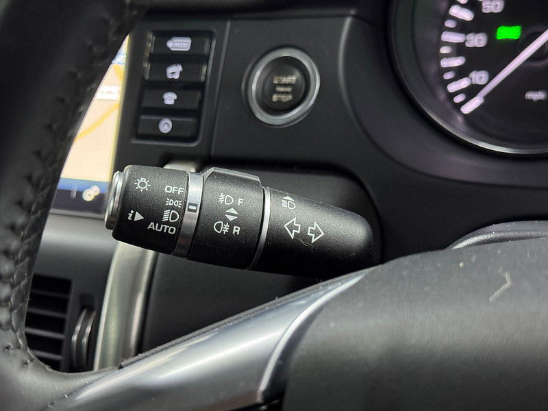 Land Rover Discovery Sport 2.2 SD4 SE Tech 4WD Euro 5 (s/s) 5dr 5dr Manual 2025