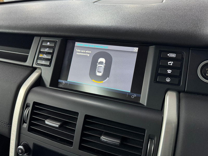 Land Rover Discovery Sport 2.2 SD4 SE Tech 4WD Euro 5 (s/s) 5dr 5dr Manual 2025