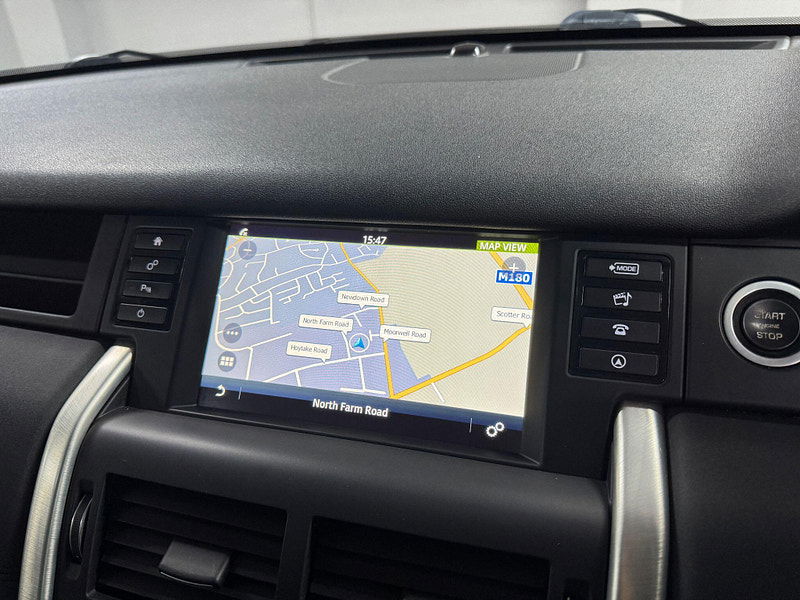 Land Rover Discovery Sport 2.2 SD4 SE Tech 4WD Euro 5 (s/s) 5dr 5dr Manual 2025