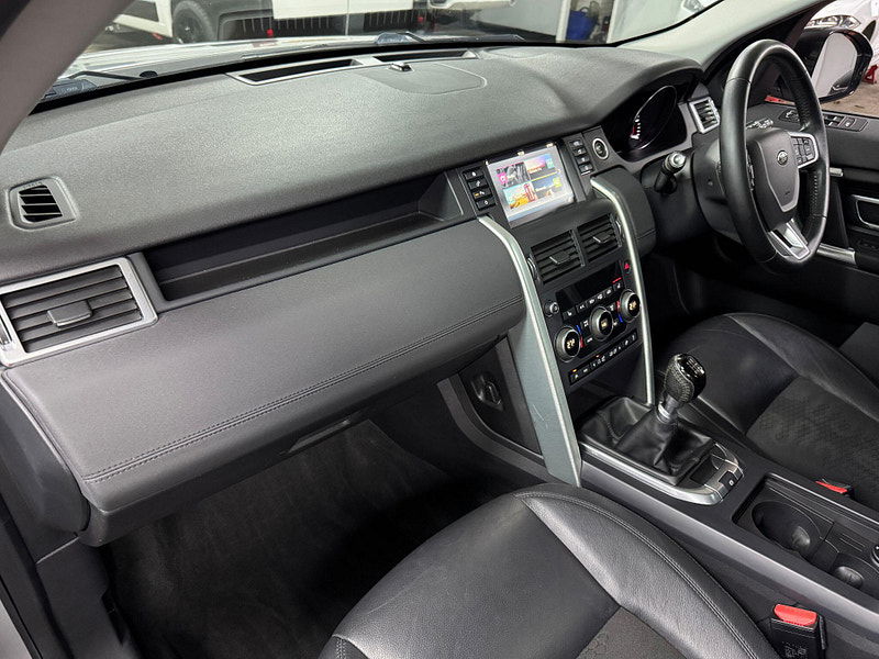 Land Rover Discovery Sport 2.2 SD4 SE Tech 4WD Euro 5 (s/s) 5dr 5dr Manual 2025