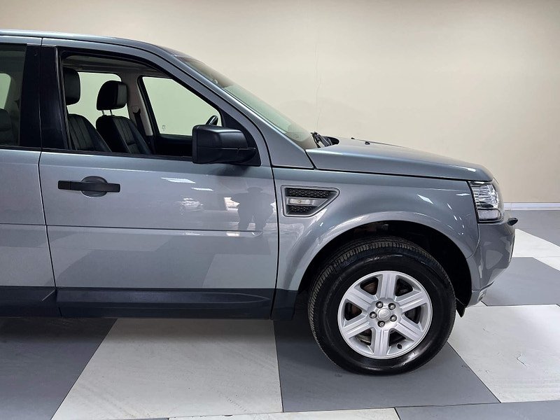 Land Rover Freelander 2 2.2 SD4 GS CommandShift 4WD Euro 5 5dr 5dr Automatic 2024