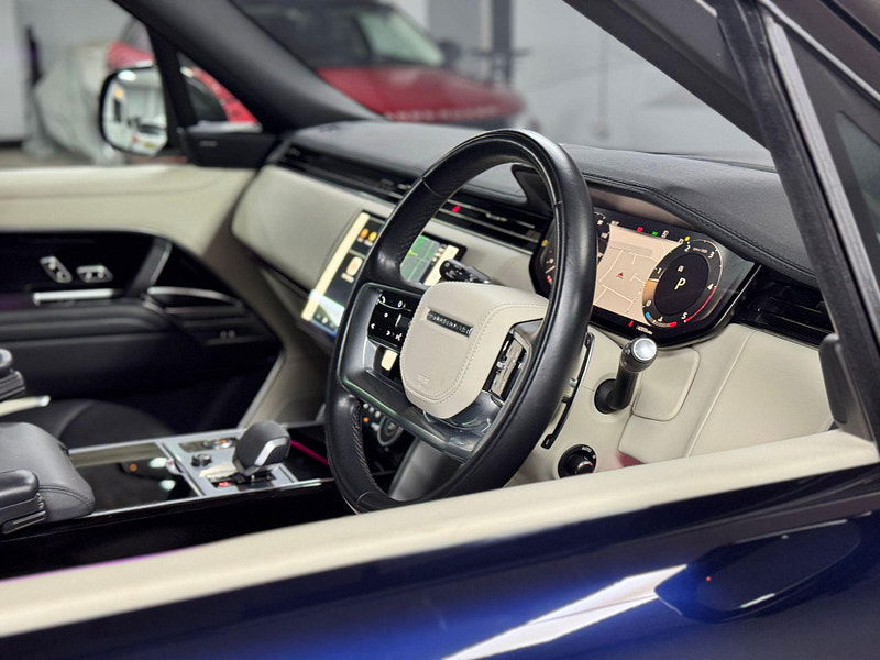 Land Rover Range Rover 3.0 D300 MHEV SE Auto 4WD Euro 6 (s/s) 5dr 5dr Automatic 2026