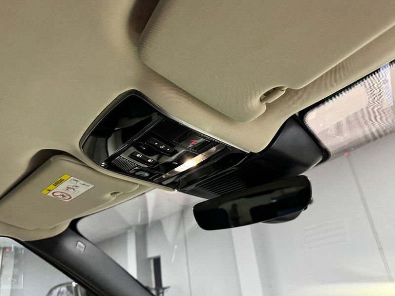 Land Rover Range Rover 3.0 D300 MHEV SE Auto 4WD Euro 6 (s/s) 5dr 5dr Automatic 2026