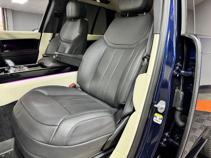 Land Rover Range Rover 3.0 D300 MHEV SE Auto 4WD Euro 6 (s/s) 5dr 5dr Automatic 2026