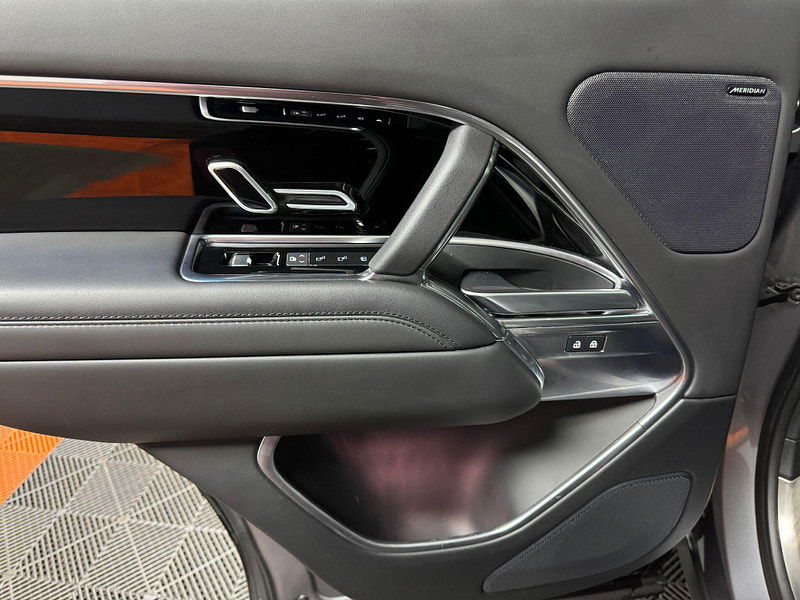 Land Rover Range Rover 3.0 D350 MHEV HSE Auto 4WD Euro 6 (s/s) 5dr 5dr Automatic 2026