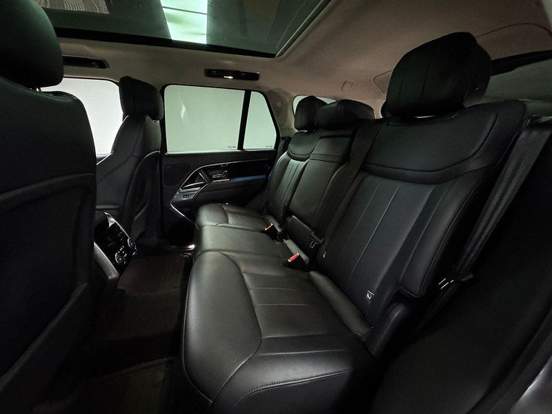 Land Rover Range Rover 3.0 D350 MHEV HSE Auto 4WD Euro 6 (s/s) 5dr 5dr Automatic 2026