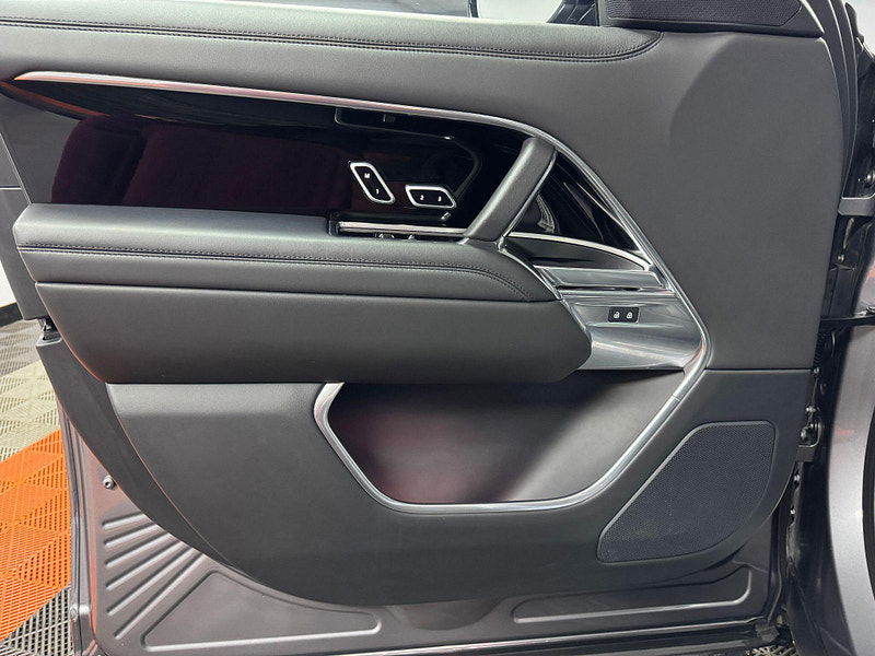 Land Rover Range Rover 3.0 D350 MHEV HSE Auto 4WD Euro 6 (s/s) 5dr 5dr Automatic 2026