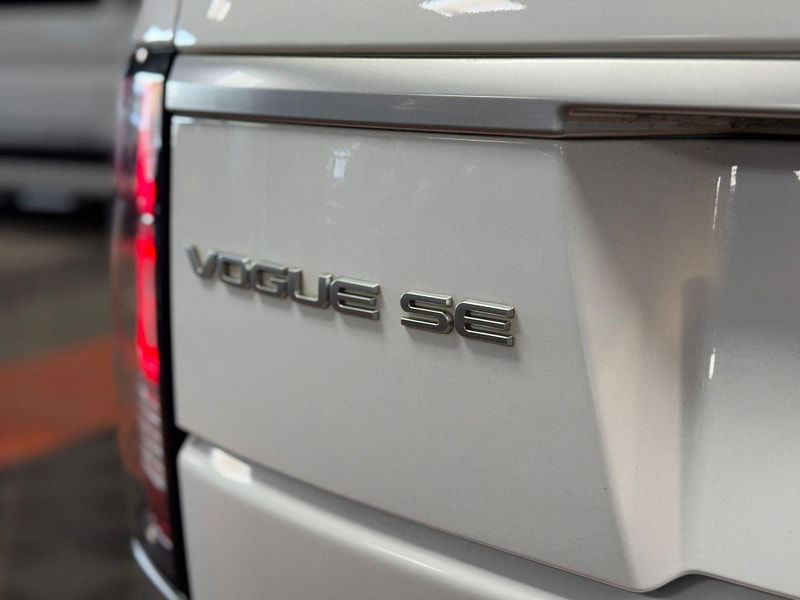 Land Rover Range Rover 3.0 TD V6 Vogue SE Auto 4WD Euro 6 (s/s) 5dr 5dr Automatic 2025