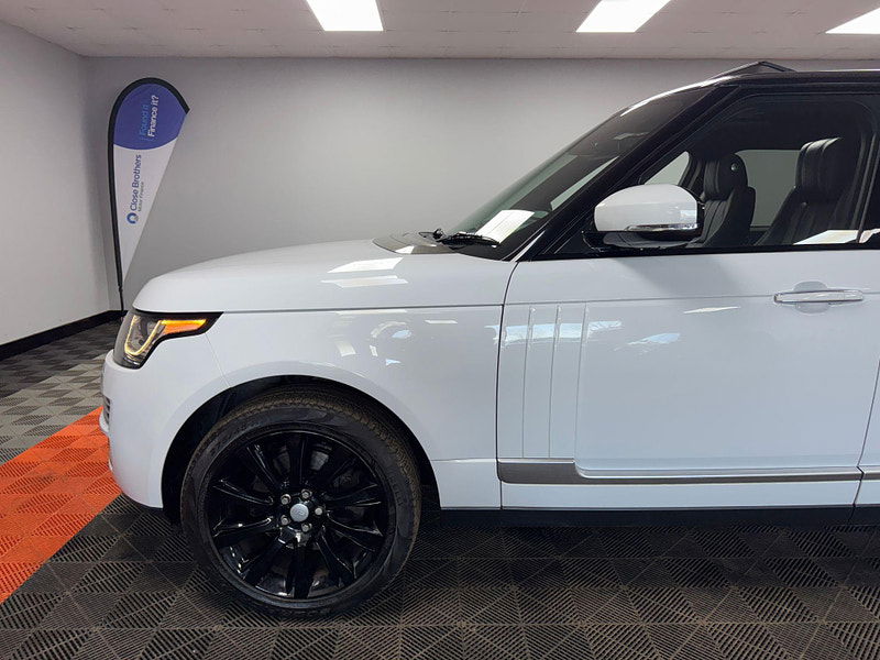 Land Rover Range Rover 3.0 TD V6 Vogue SE Auto 4WD Euro 6 (s/s) 5dr 5dr Automatic 2025