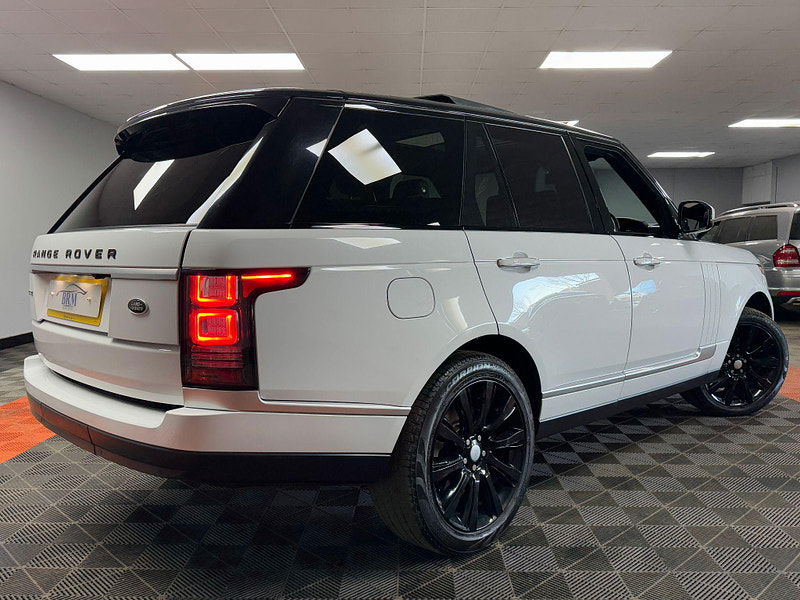 Land Rover Range Rover 3.0 TD V6 Vogue SE Auto 4WD Euro 6 (s/s) 5dr 5dr Automatic 2025