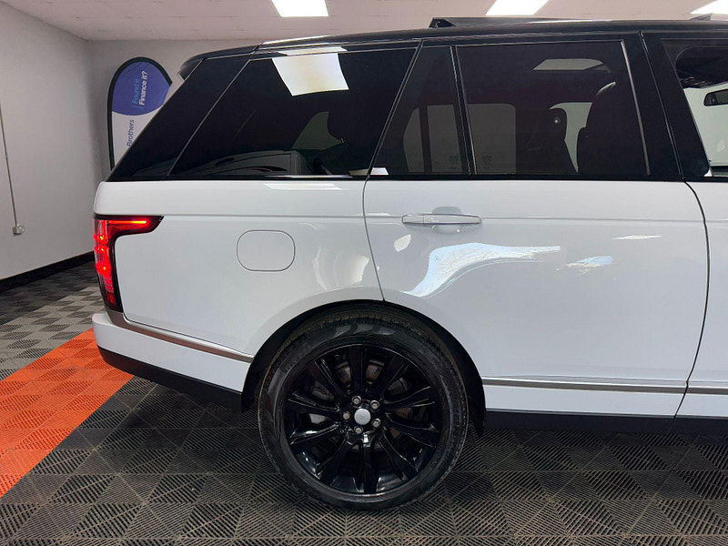 Land Rover Range Rover 3.0 TD V6 Vogue SE Auto 4WD Euro 6 (s/s) 5dr 5dr Automatic 2025