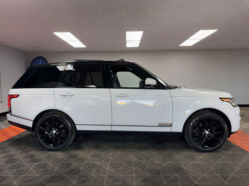 Land Rover Range Rover 3.0 TD V6 Vogue SE Auto 4WD Euro 6 (s/s) 5dr 5dr Automatic 2025