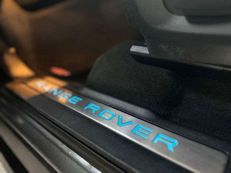 Land Rover Range Rover Evoque 2.2 SD4 Dynamic Auto 4WD Euro 5 (s/s) 5dr 5dr Automatic 2025