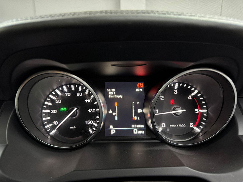 Land Rover Range Rover Evoque 2.2 SD4 Dynamic Auto 4WD Euro 5 (s/s) 5dr 5dr Automatic 2025