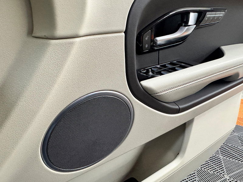 Land Rover Range Rover Evoque 2.2 SD4 Prestige Auto 4WD Euro 5 (s/s) 5dr 5dr Automatic 2026