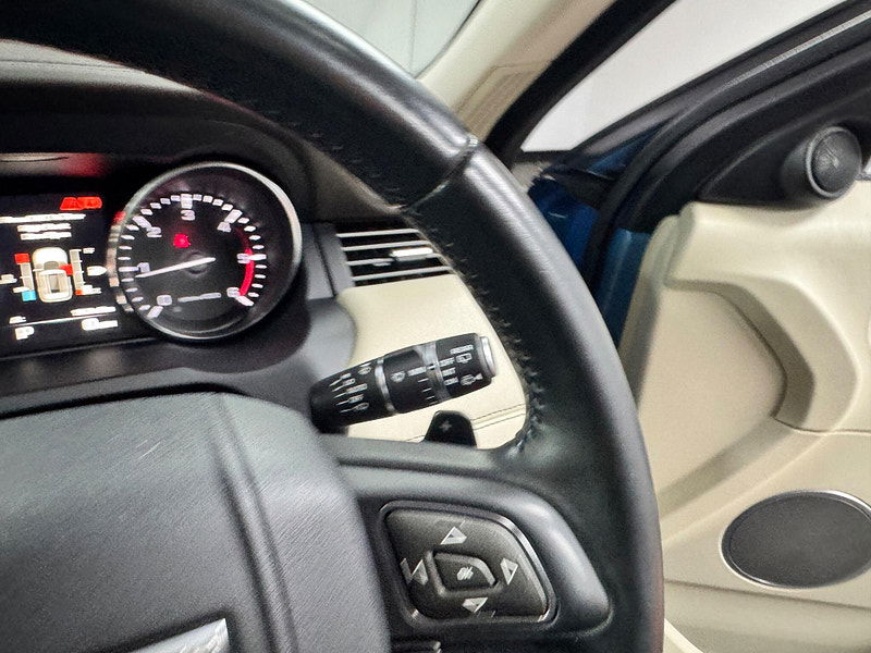 Land Rover Range Rover Evoque 2.2 SD4 Prestige Auto 4WD Euro 5 (s/s) 5dr 5dr Automatic 2026