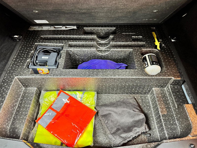 Land Rover Range Rover Evoque 2.2 SD4 Prestige Auto 4WD Euro 5 (s/s) 5dr 5dr Automatic 2026