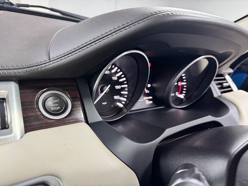 Land Rover Range Rover Evoque 2.2 SD4 Prestige Auto 4WD Euro 5 (s/s) 5dr 5dr Automatic 2026