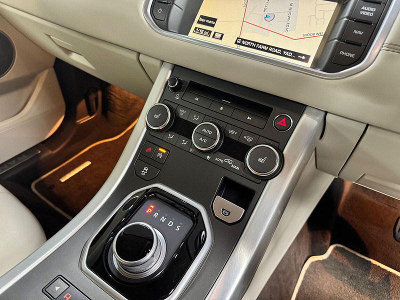 Land Rover Range Rover Evoque 2.2 SD4 Prestige Auto 4WD Euro 5 (s/s) 5dr 5dr Automatic 2026