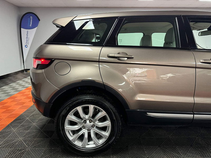 Land Rover Range Rover Evoque 2.2 SD4 Pure Tech 4WD Euro 5 (s/s) 5dr 5dr Manual 2024