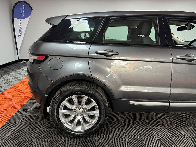 Land Rover Range Rover Evoque 2.2 SD4 Pure Tech Auto 4WD Euro 5 (s/s) 5dr 5dr Automatic 2024