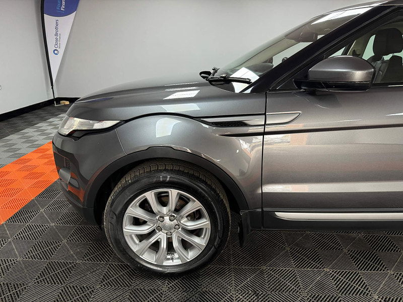 Land Rover Range Rover Evoque 2.2 SD4 Pure Tech Auto 4WD Euro 5 (s/s) 5dr 5dr Automatic 2024