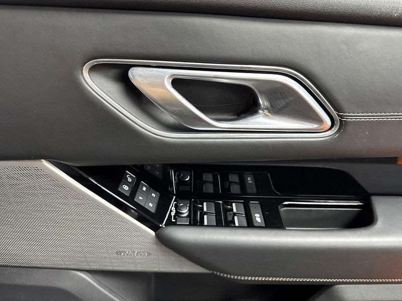 Land Rover Range Rover Velar 3.0 SD6 V6 R-Dynamic HSE Auto 4WD Euro 6 (s/s) 5dr 5dr Automatic 2025