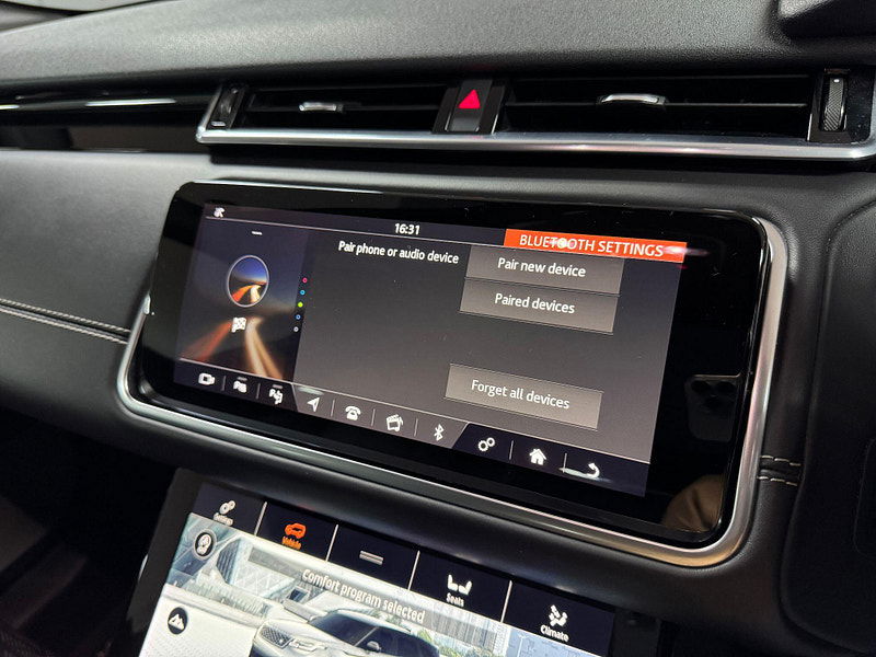 Land Rover Range Rover Velar 3.0 SD6 V6 R-Dynamic HSE Auto 4WD Euro 6 (s/s) 5dr 5dr Automatic 2025