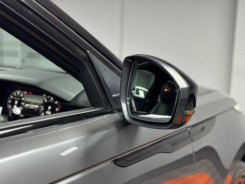 Land Rover Range Rover Velar 3.0 SD6 V6 R-Dynamic HSE Auto 4WD Euro 6 (s/s) 5dr 5dr Automatic 2025