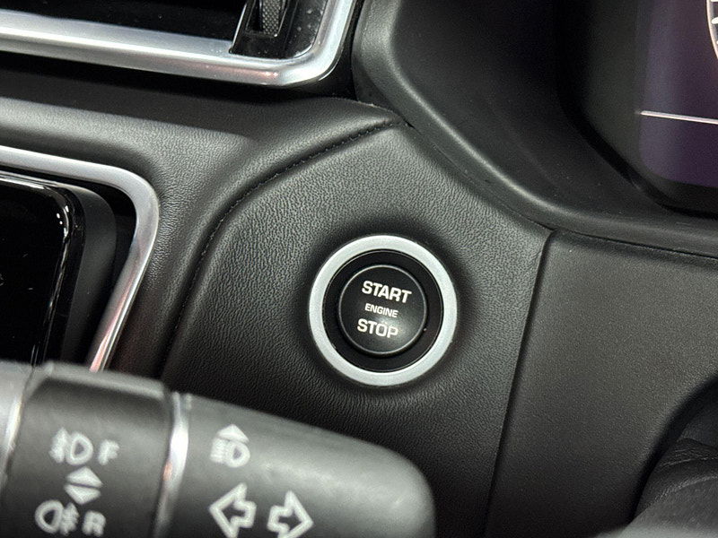 Land Rover Range Rover Velar 3.0 SD6 V6 R-Dynamic HSE Auto 4WD Euro 6 (s/s) 5dr 5dr Automatic 2025