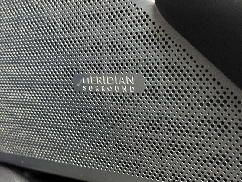 Land Rover Range Rover Velar 3.0 SD6 V6 R-Dynamic HSE Auto 4WD Euro 6 (s/s) 5dr 5dr Automatic 2025