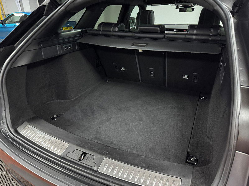 Land Rover Range Rover Velar 3.0 SD6 V6 R-Dynamic HSE Auto 4WD Euro 6 (s/s) 5dr 5dr Automatic 2025