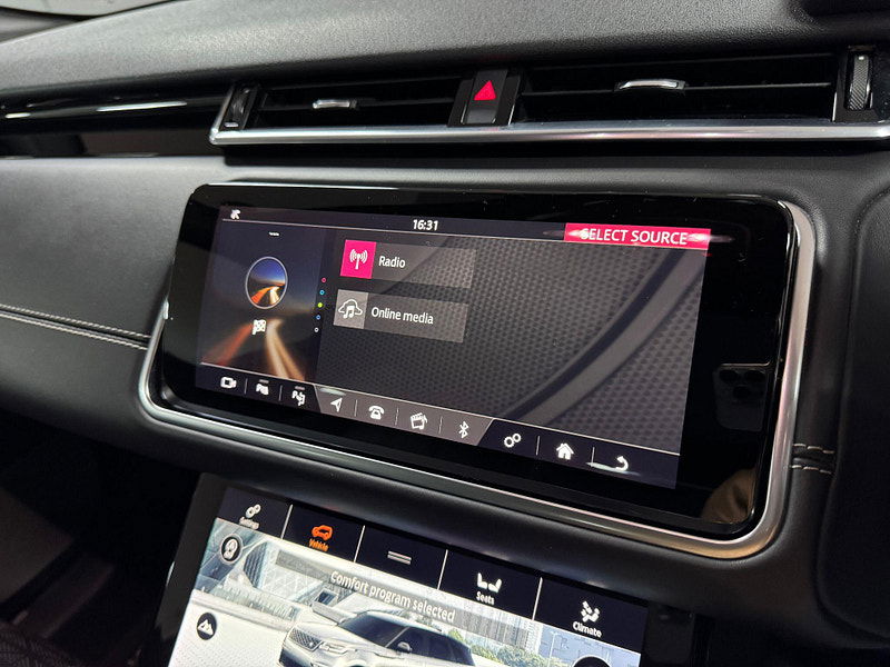 Land Rover Range Rover Velar 3.0 SD6 V6 R-Dynamic HSE Auto 4WD Euro 6 (s/s) 5dr 5dr Automatic 2025