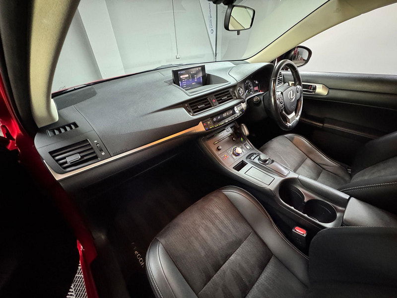 Lexus CT 1.8 200h Sport CVT Euro 6 (s/s) 5dr 5dr Automatic 2025