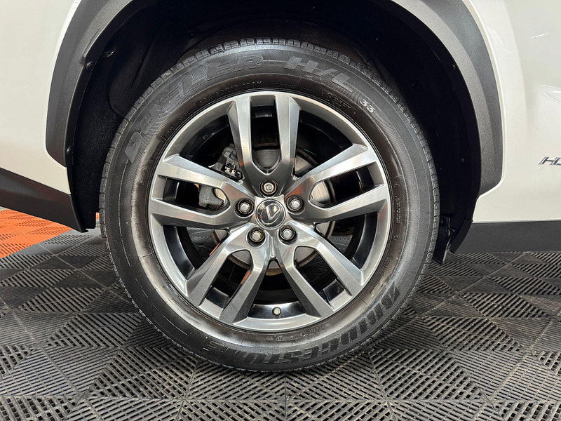Lexus NX 2.5 300h Premium E-CVT 4WD Euro 6 (s/s) 5dr 5dr Automatic 2025