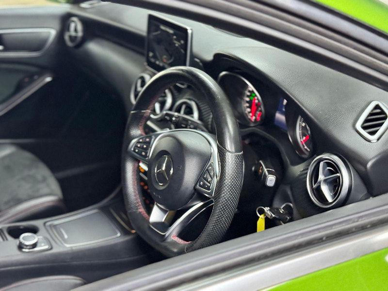 Mercedes-Benz A Class 2.1 A200d AMG Line (Premium) 7G-DCT Euro 6 (s/s) 5dr 5dr Automatic 2025