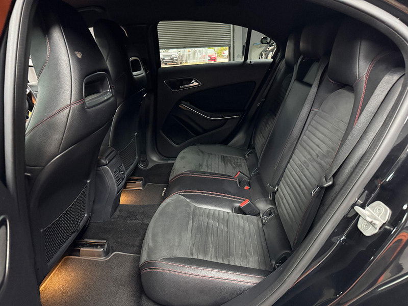 Mercedes-Benz A Class 2.1 A200d AMG Line (Premium) 7G-DCT Euro 6 (s/s) 5dr 5dr Automatic 2025